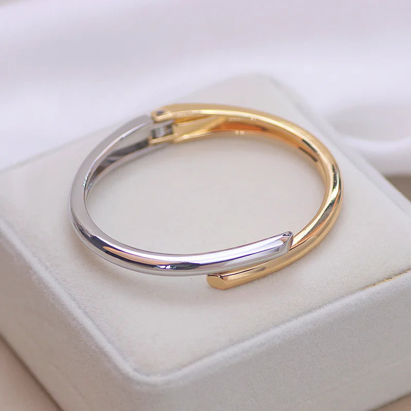 Bangles Design Round Simple Simple Round Open Bangle – Huenaut