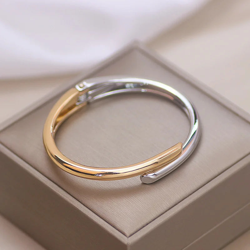 Bangles Design Round Simple Simple Round Open Bangle – Huenaut