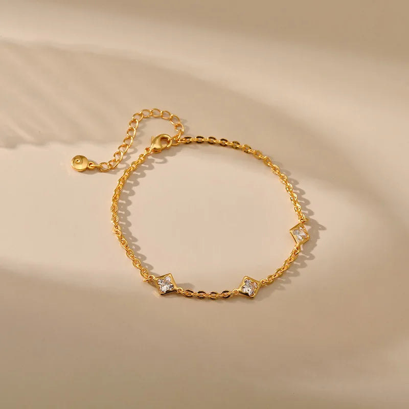 18k Minimal Gem Bracelet