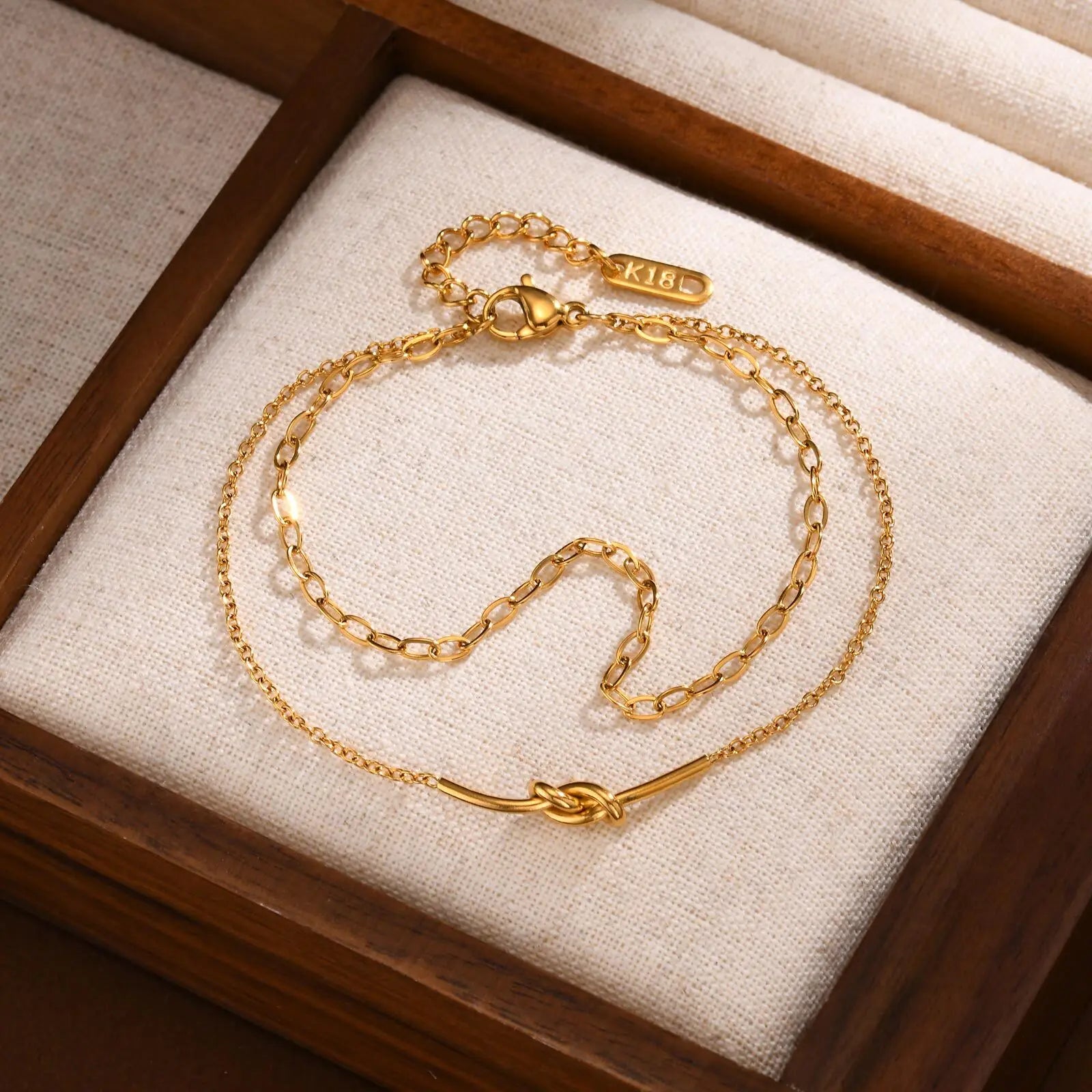 18k Double Layer Knot Bracelet