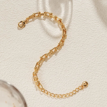 18k Chunky Horseshoe Bracelet