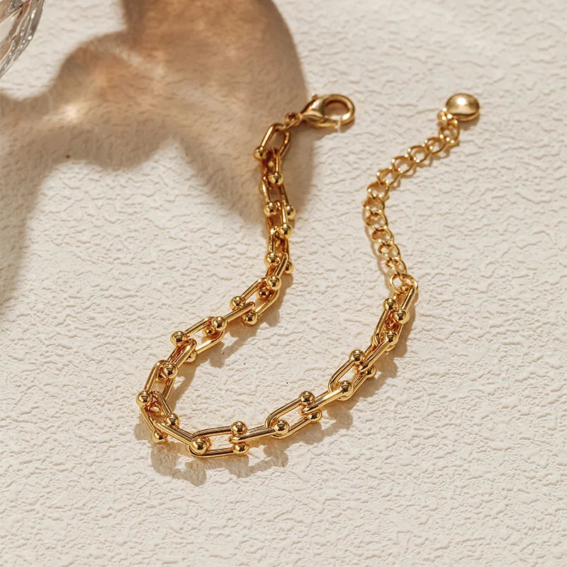 18k Chunky Horseshoe Bracelet