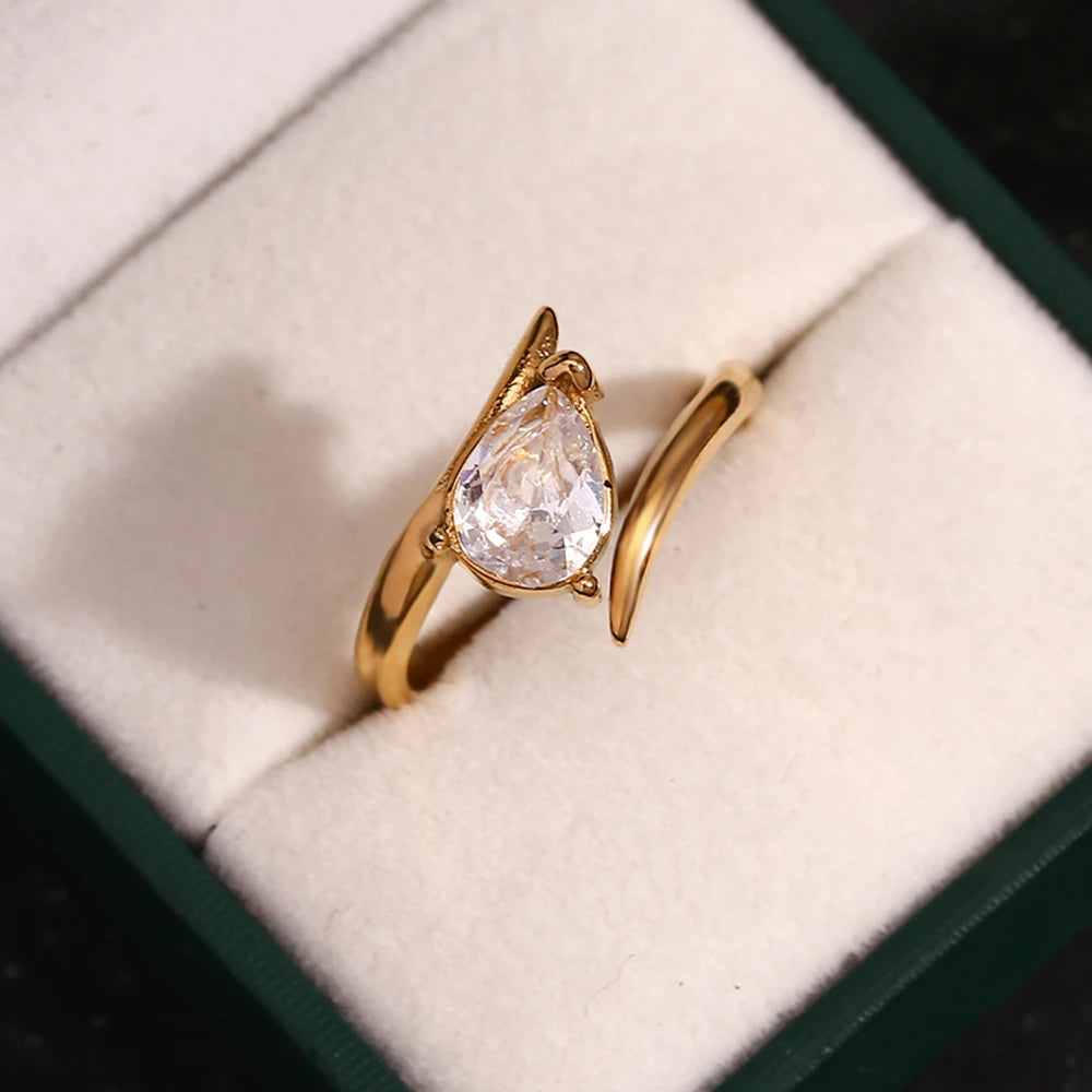 18k Water Droplet Ring