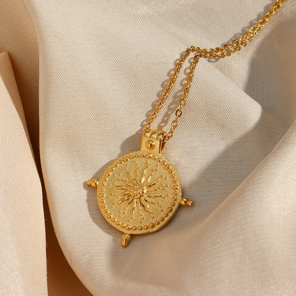 Vintage Sun Compass Necklace – Huenaut