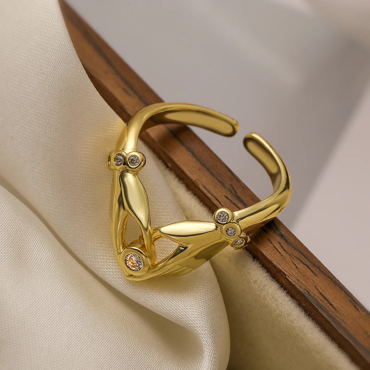 Unique Hand Heart Ring