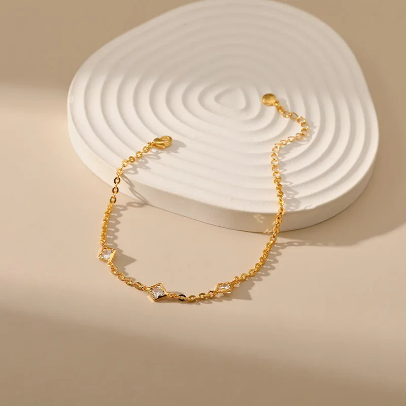 18k Minimal Gem Bracelet