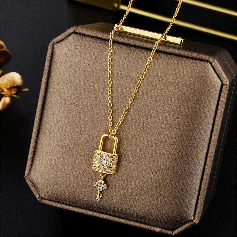 Crystal Lock & Key Necklace – Huenaut