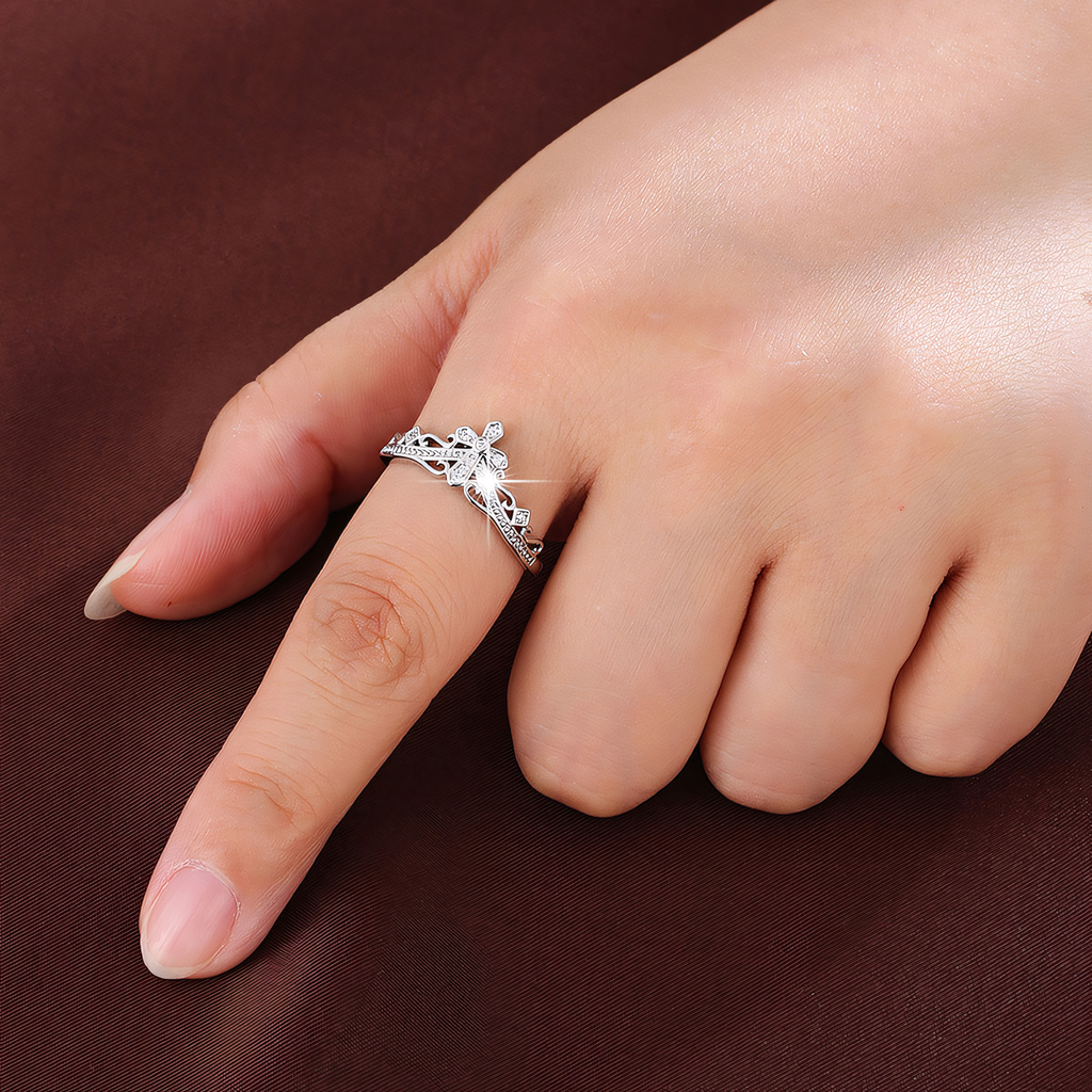 Regal Cross Ring