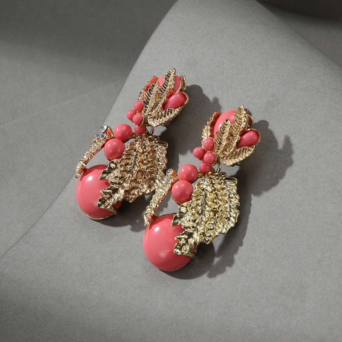 18k Vintage Leaf Drop Earrings