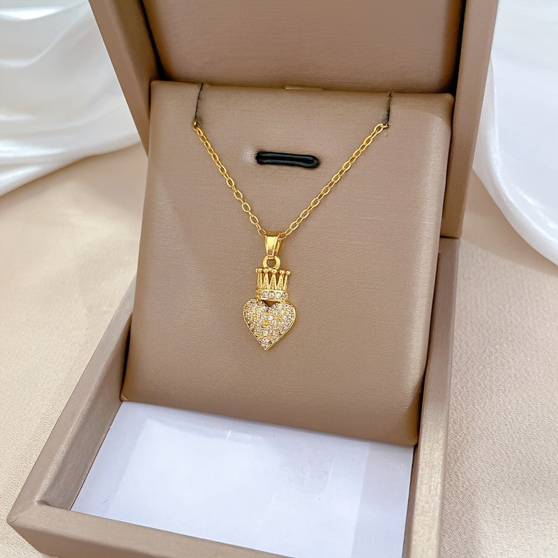 18k Elegant Crown Heart Necklace