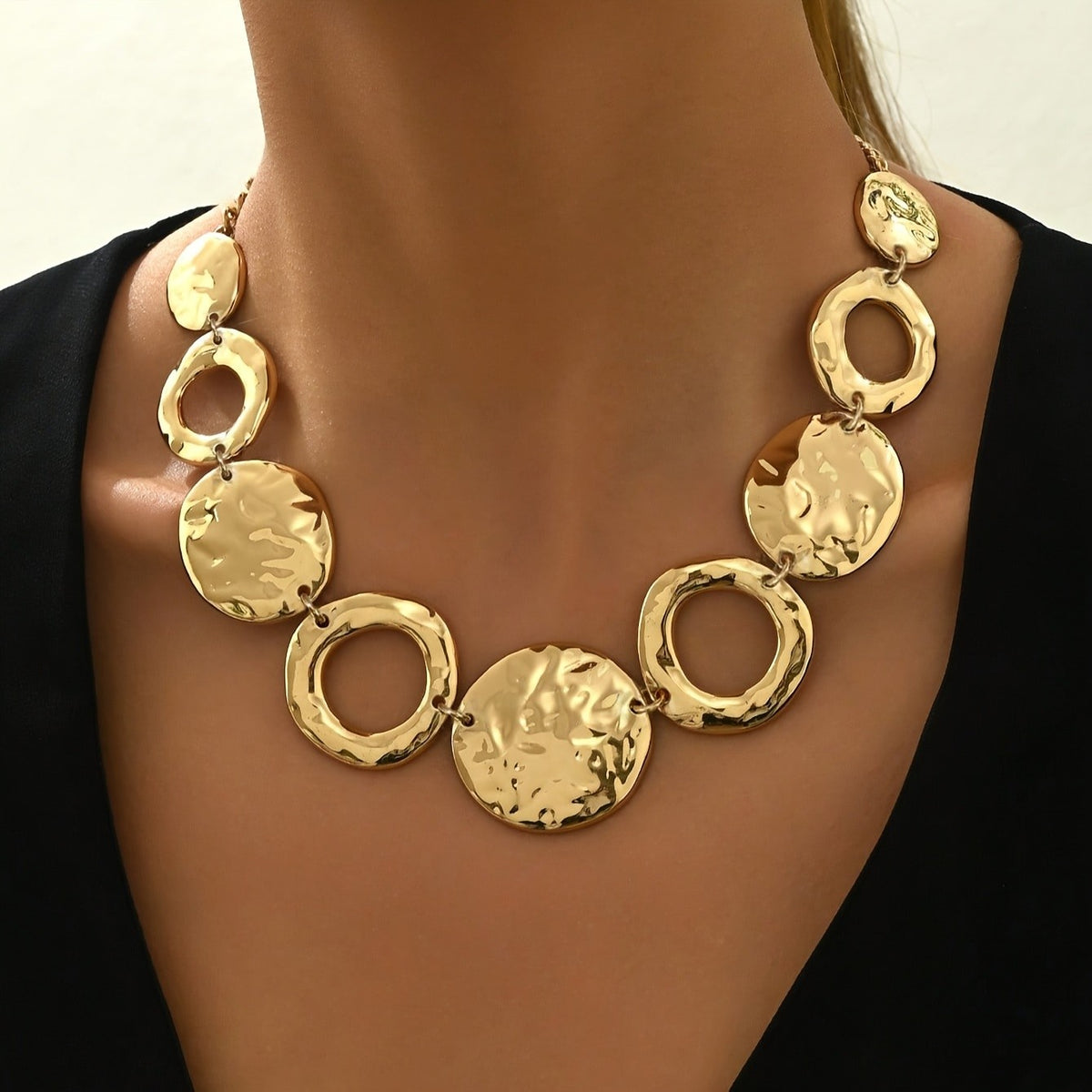 18k Vintage Geometric Necklace