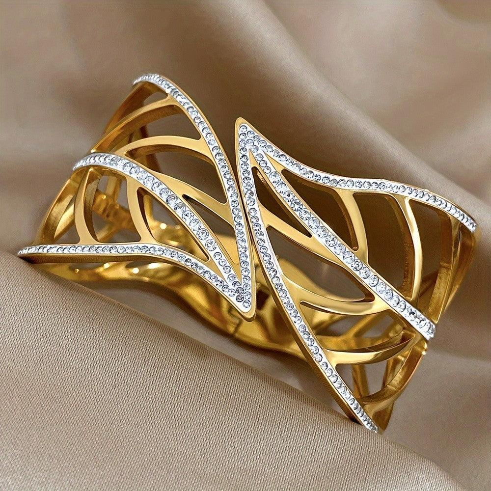14k Elegant Leaf Cuff Bracelet