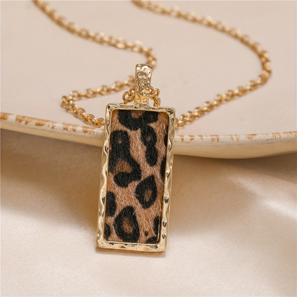 14k Vintage Leopard Rectangle Necklace