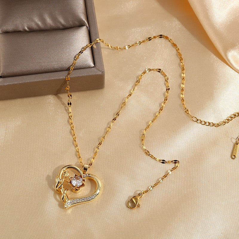 18k Elegant Spinning Rose Heart Necklace