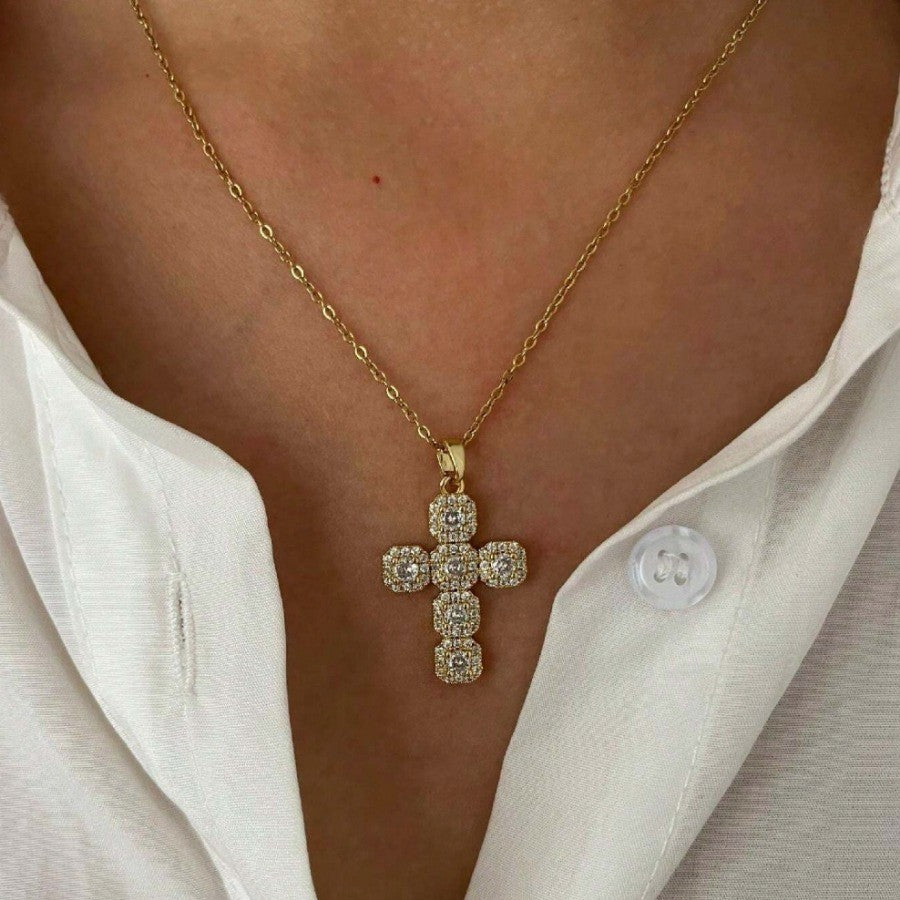 18k Elegant Square Cross Necklace