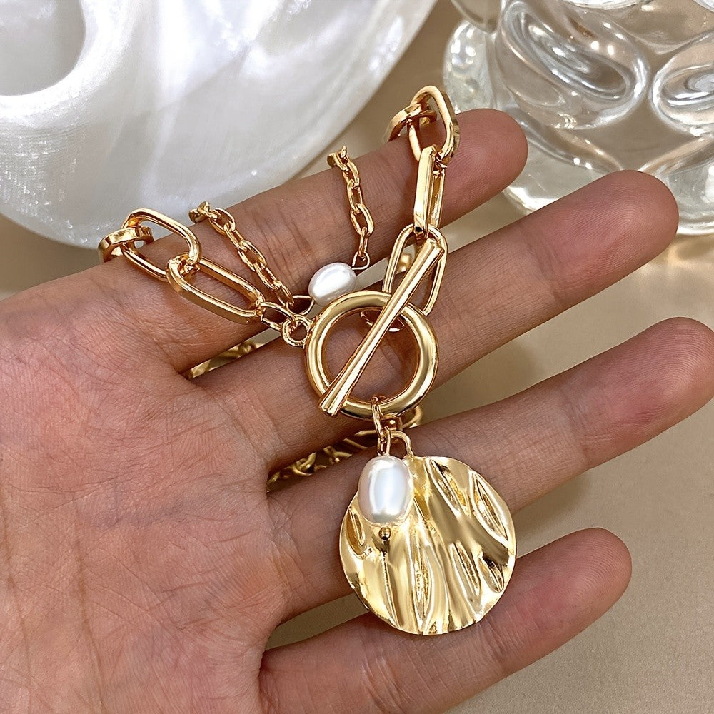18k Geometric Pearl Pendant Necklace
