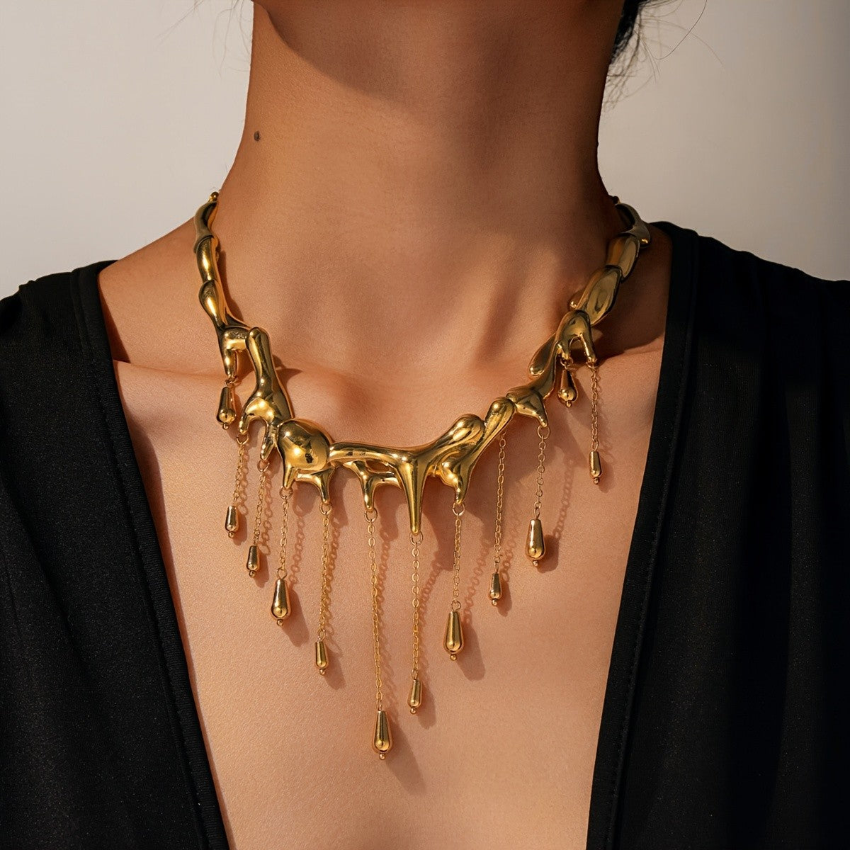 18k Elegant Drip Choker Necklace