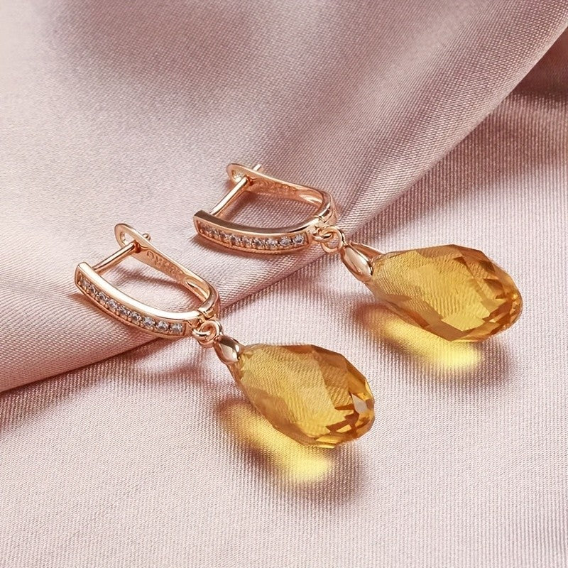 18k Elegant Teardrop Earrings