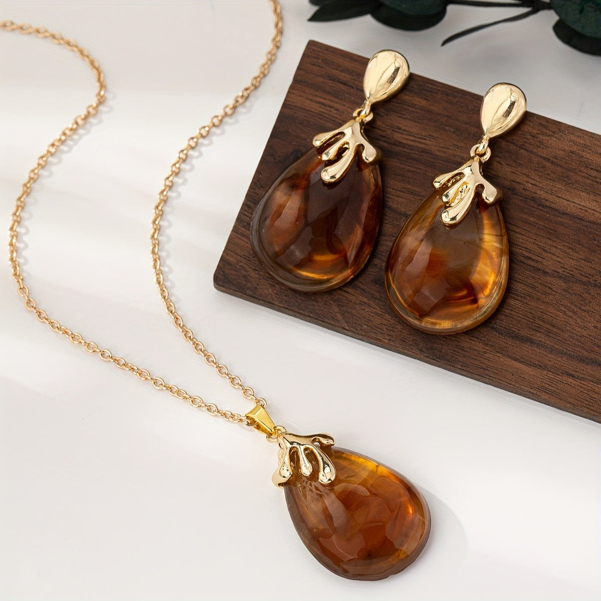 14k Vintage Amber Drop Jewelry Set