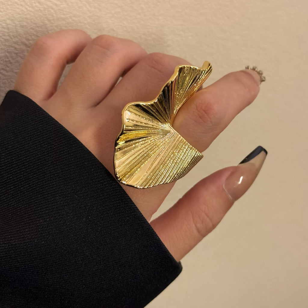 Vintage Ginkgo Leaf Ring