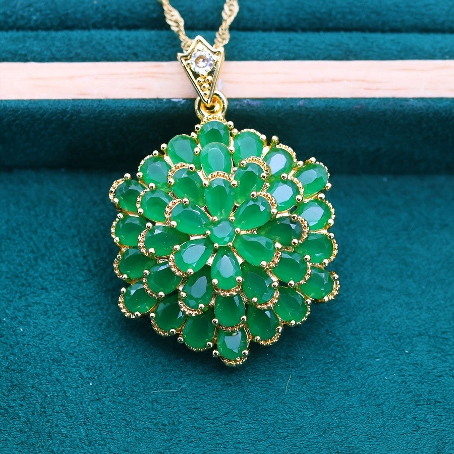 Vintage Green Flower Necklace