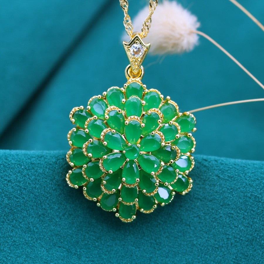 Vintage Green Flower Necklace