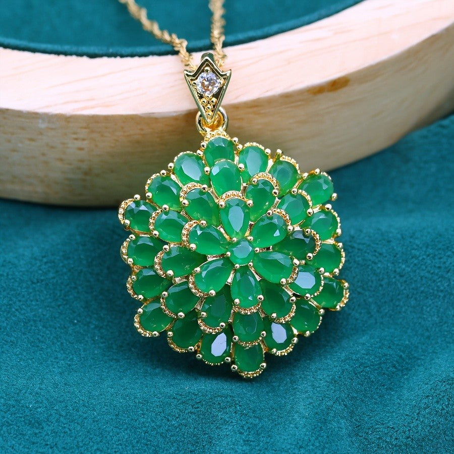 Vintage Green Flower Necklace