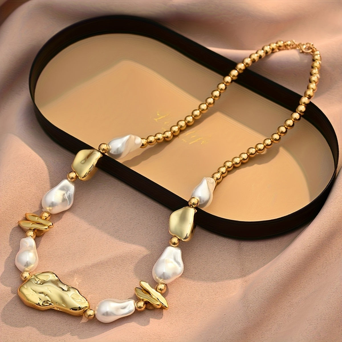 Elegant Pearl Geometric Necklace