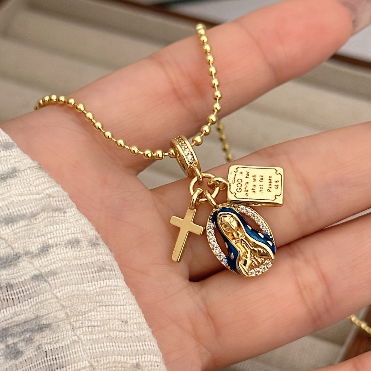 18k Elegant Faith Jewelry Set
