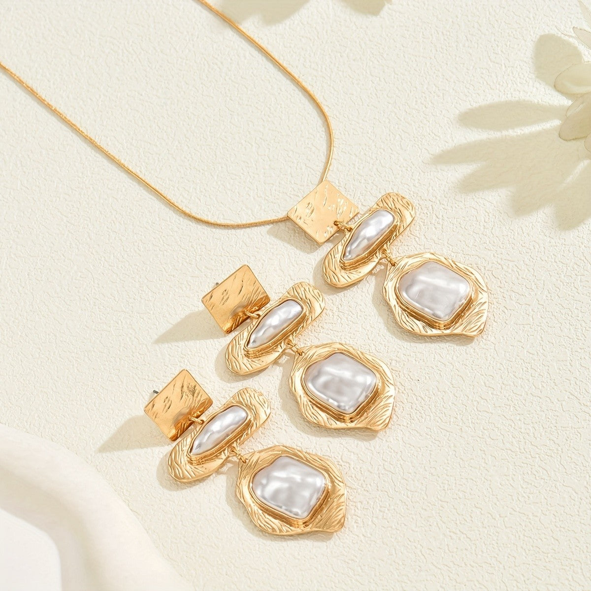 18k Geometric Pearl Jewelry Set