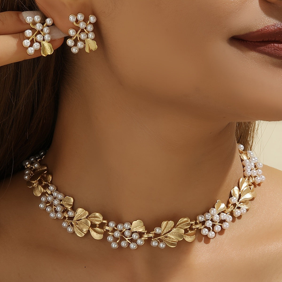 Pearl Floral Necklace & Earrings