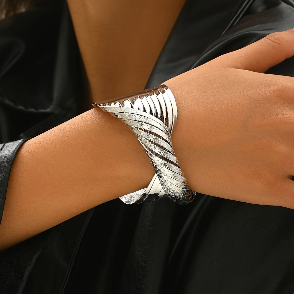 14k Vintage Twisted Cuff Bracelet