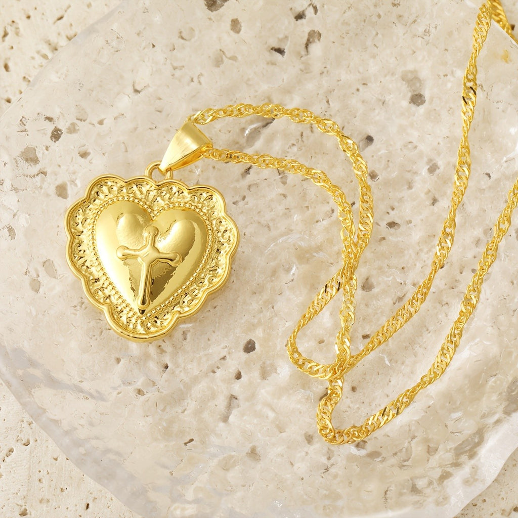Vintage Heart Pendant Necklace