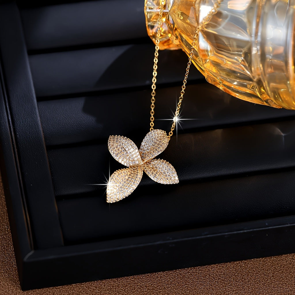 18k Elegant Flower Necklace