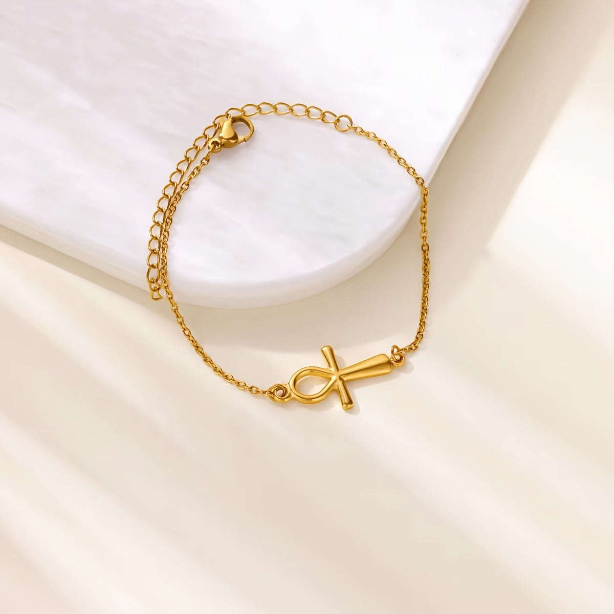 18k Elegant Ankh Bracelet