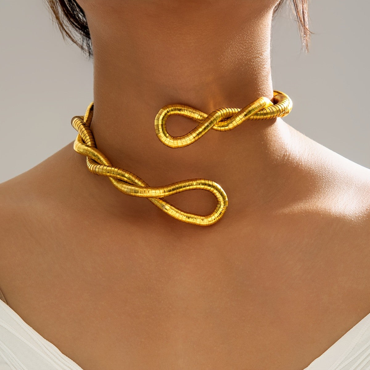 18k Geometric Snake Necklace
