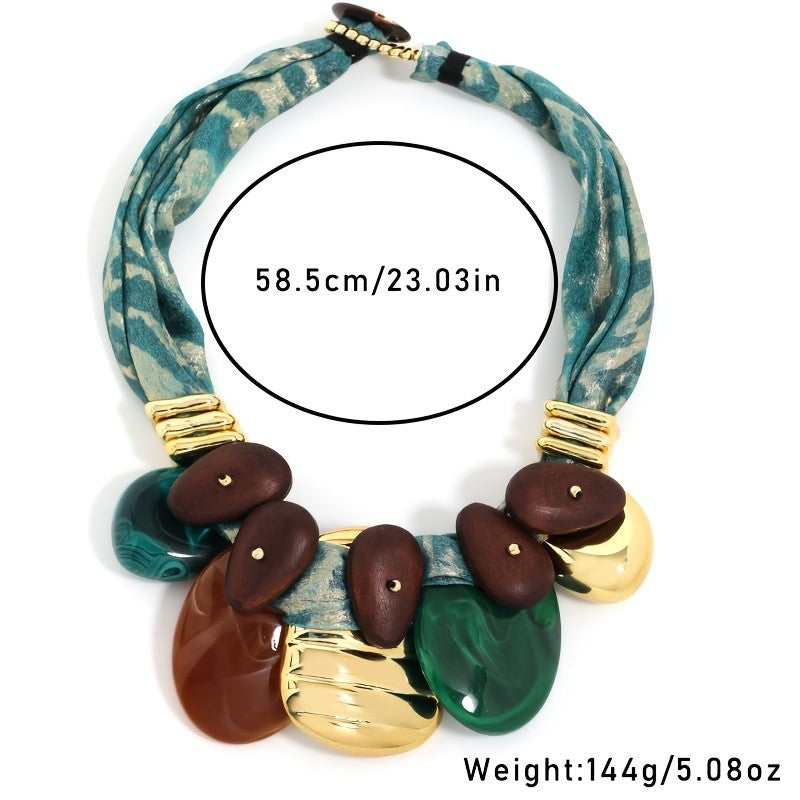 Elegant Geometric Resin Necklace