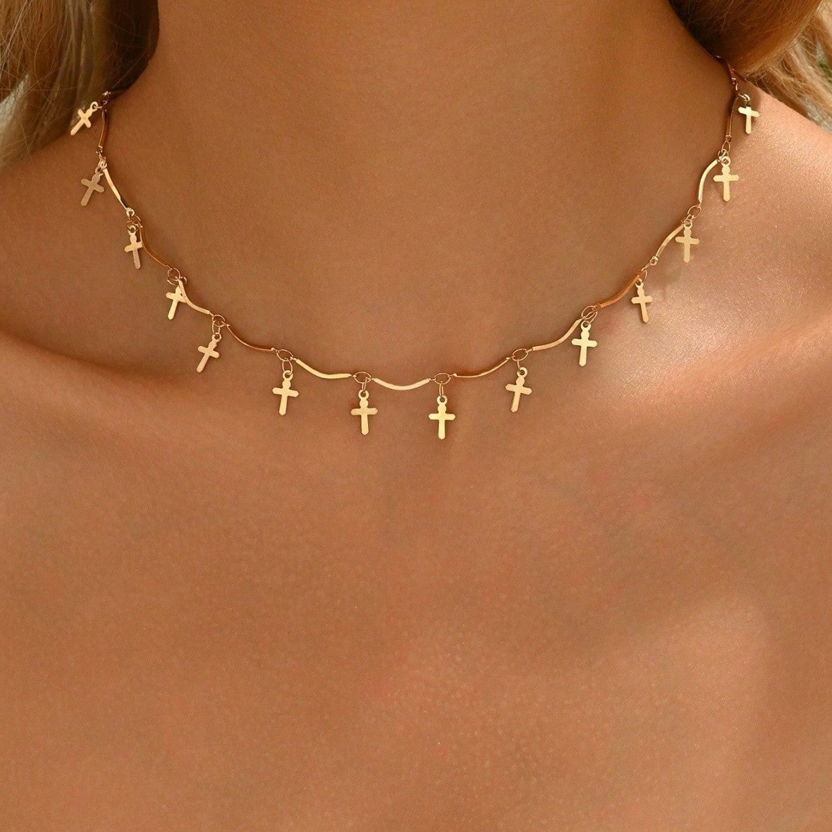 18k Dainty Cross Necklace