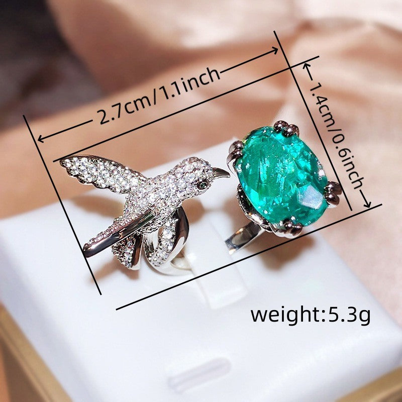 18k Elegant Hummingbird Ring