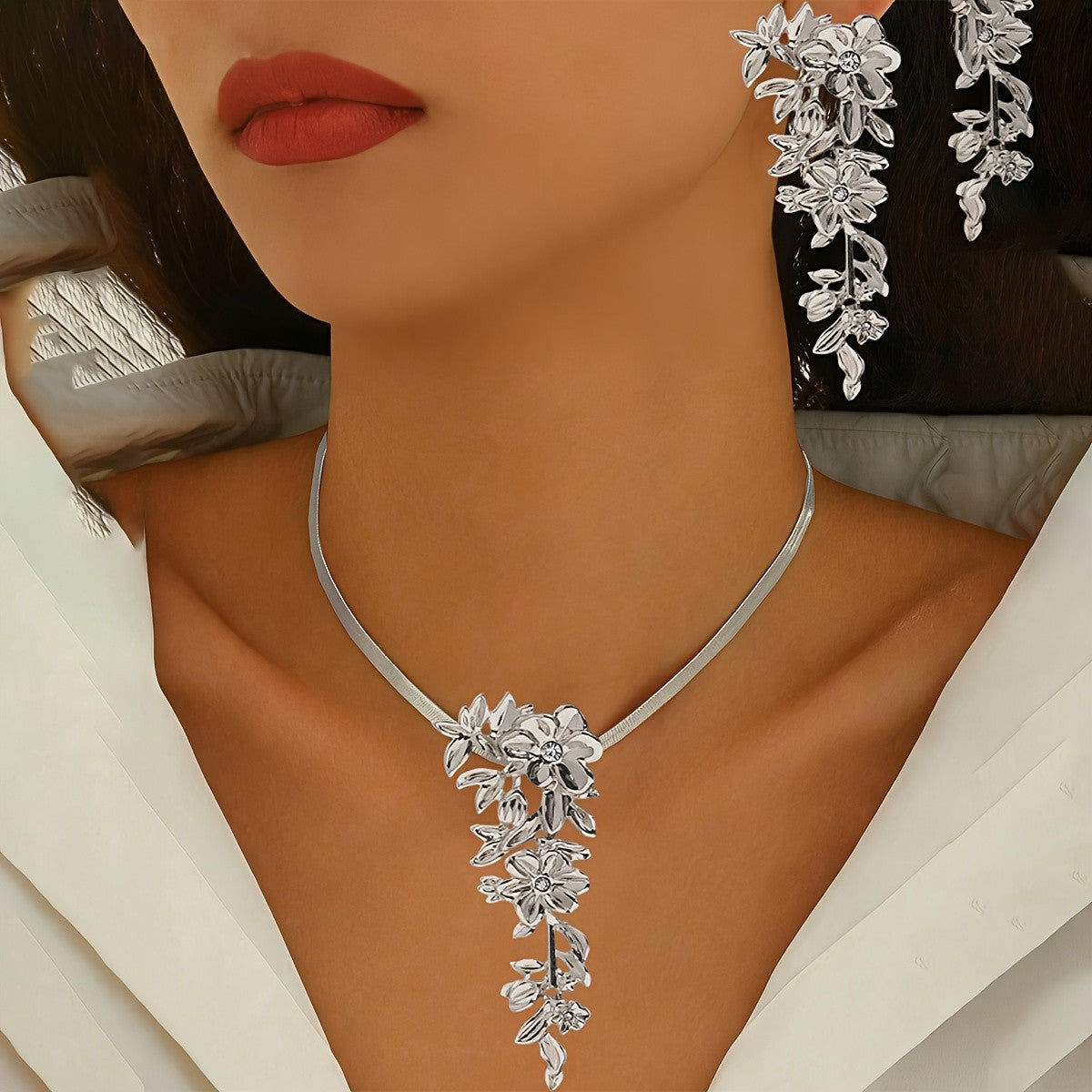 18k Elegant Floral Jewelry Set