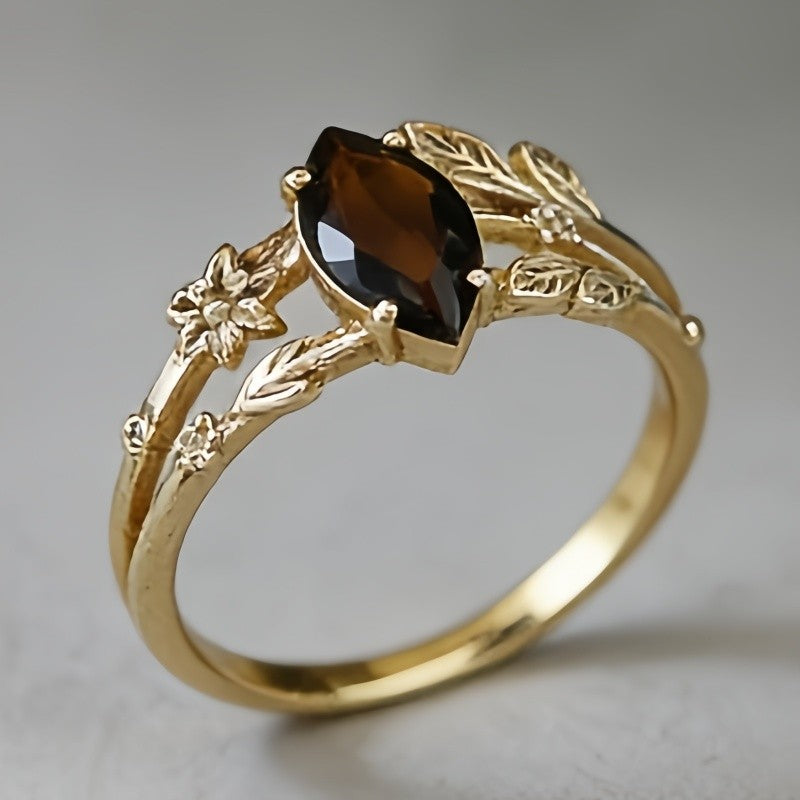 18k Vintage Floral Leaf Ring