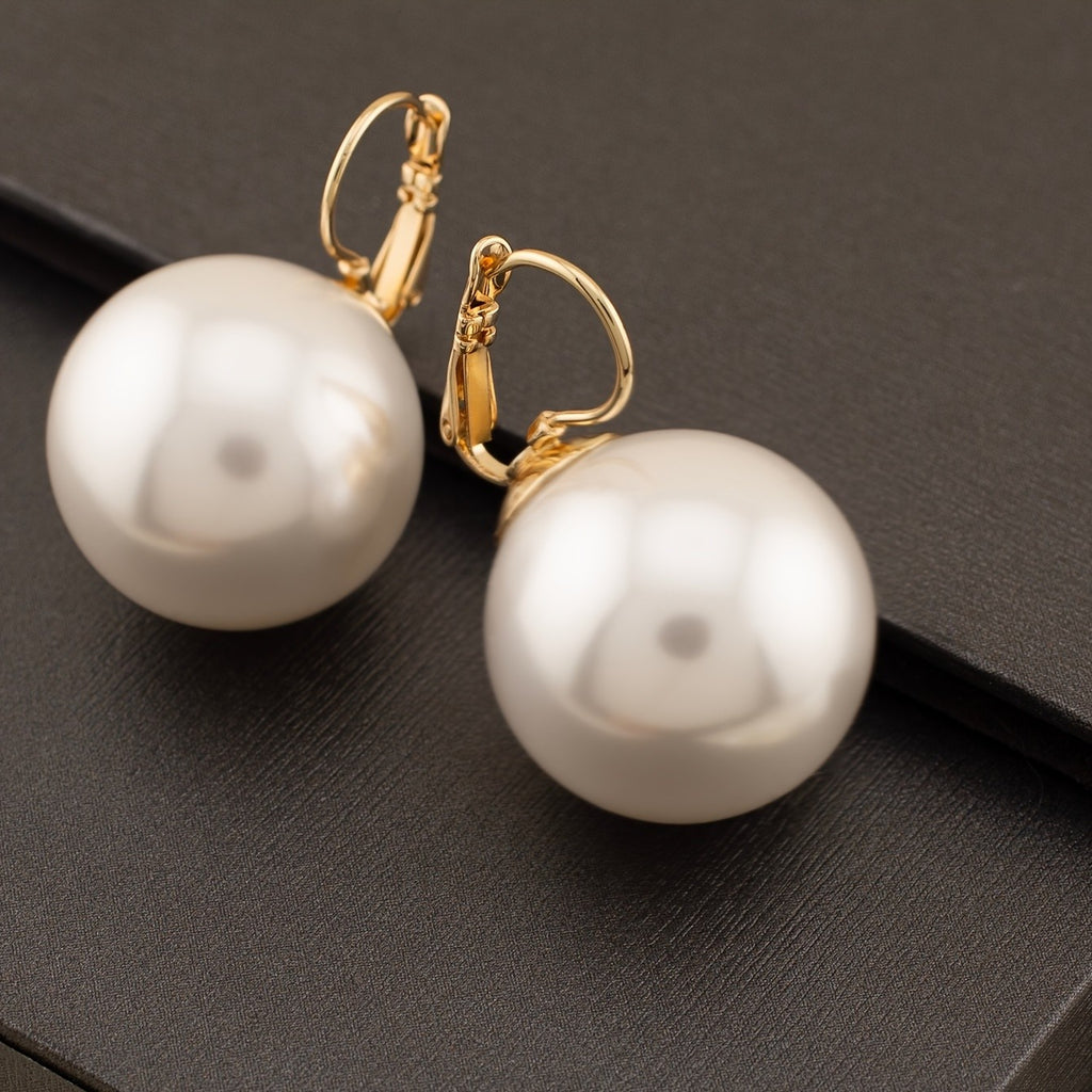 Vintage Pearl Drop Earrings