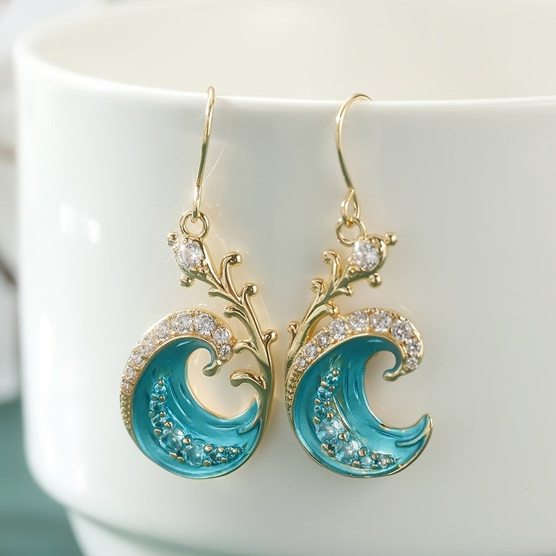 18k Elegant Wave Earrings