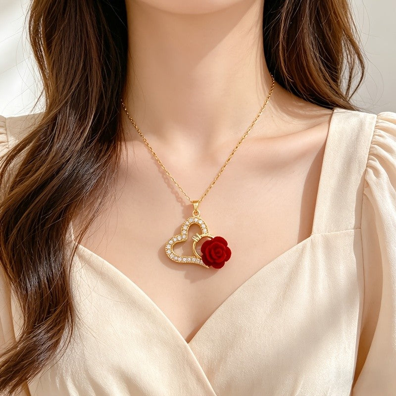 18k Elegant Rose Heart Necklace