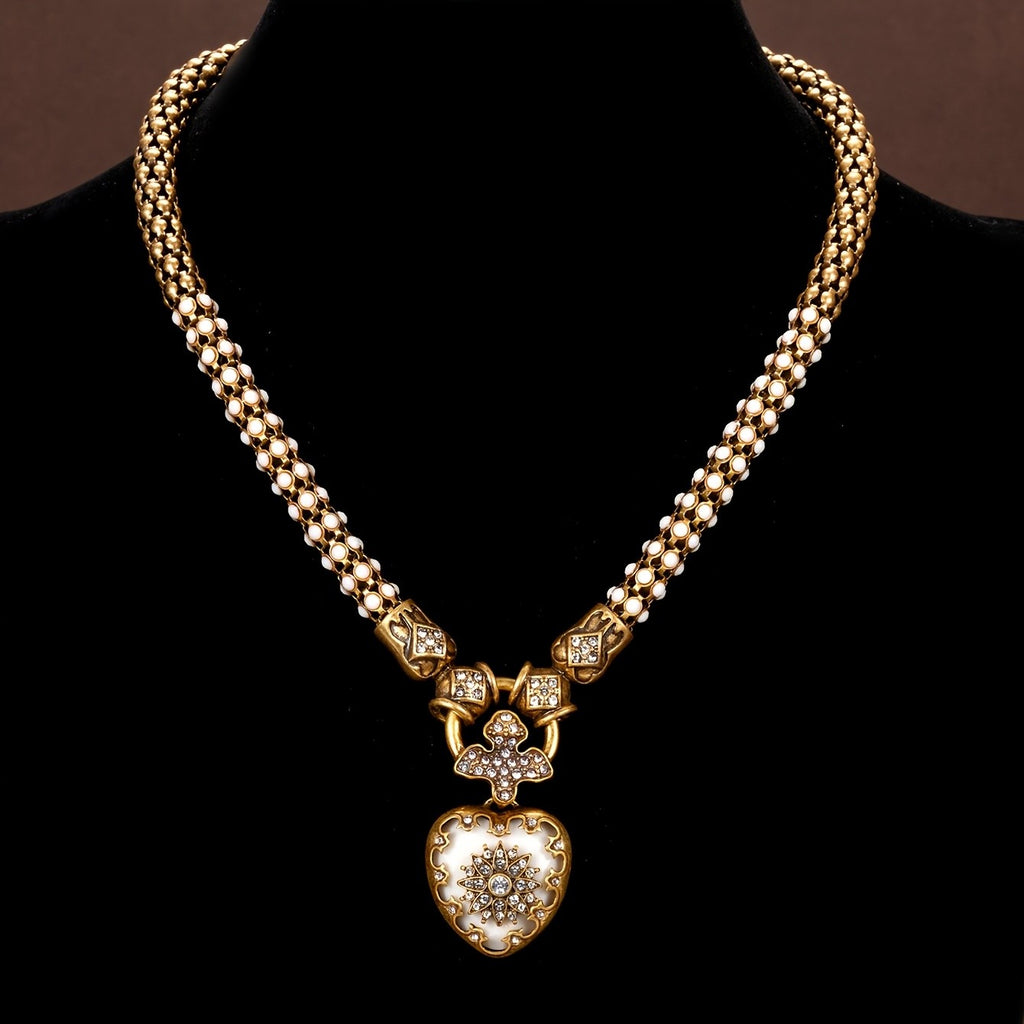 Vintage White Heart Jewelry Set