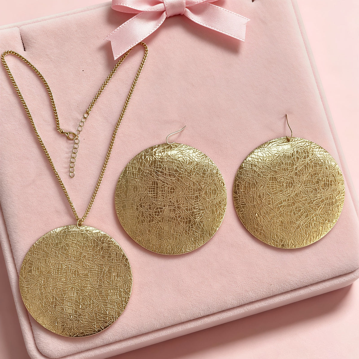 18k Textured Disc Jewelry Set