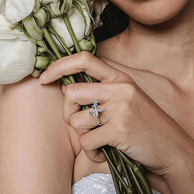 Elegant Turquoise Dragonfly Ring