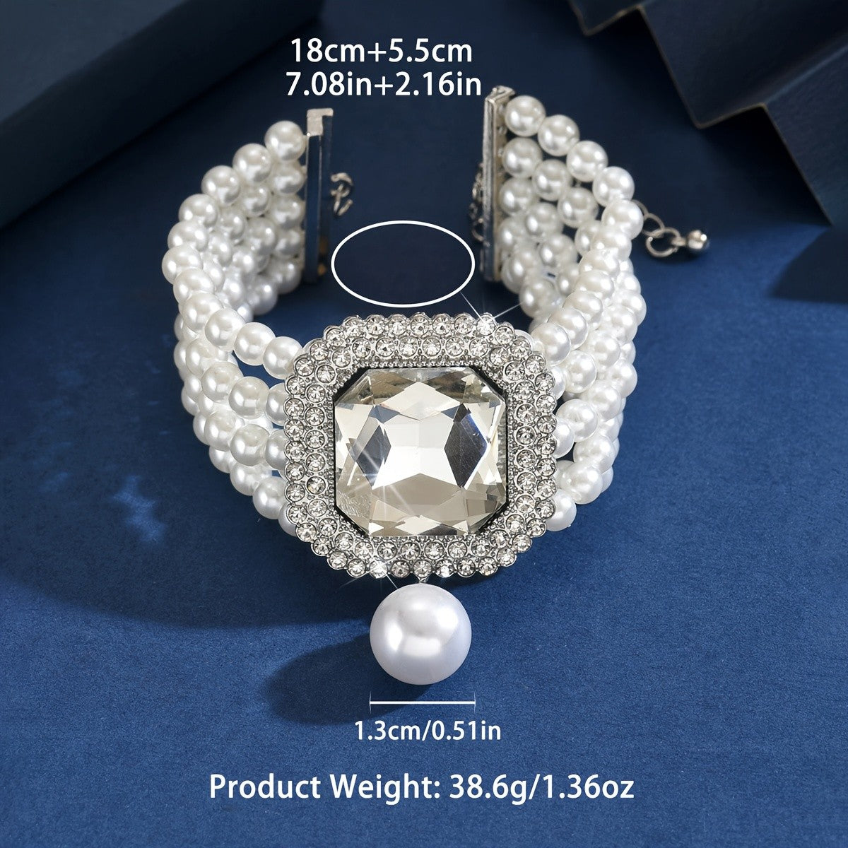 Elegant Emerald Pearl Bracelet