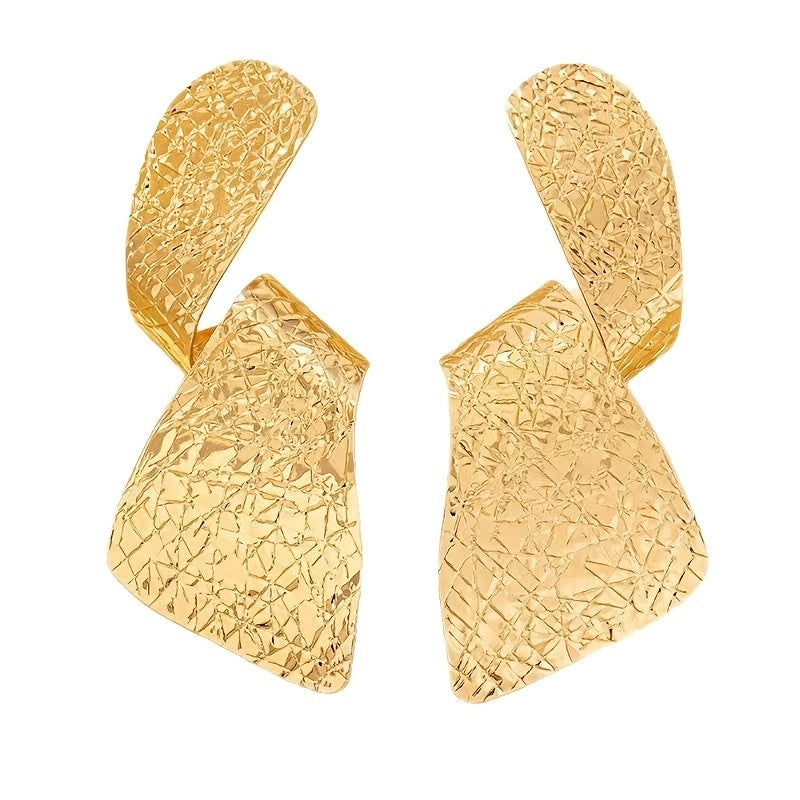 18k Vintage Textured Drop Earrings