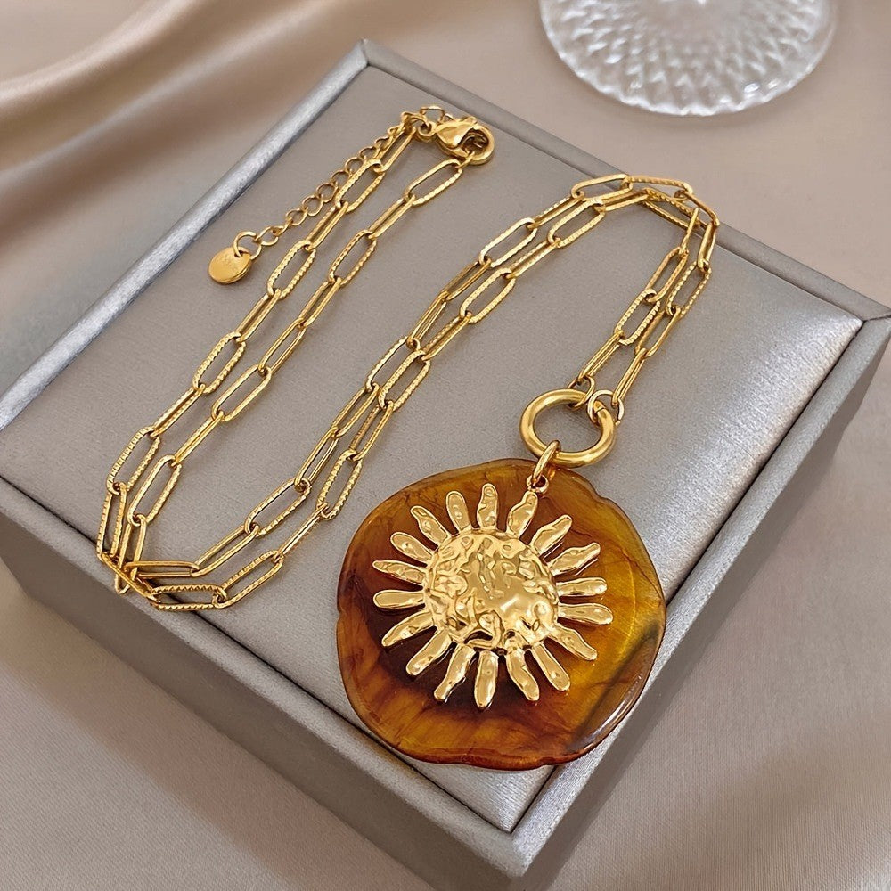 18k Elegant Sun Pendant Necklace